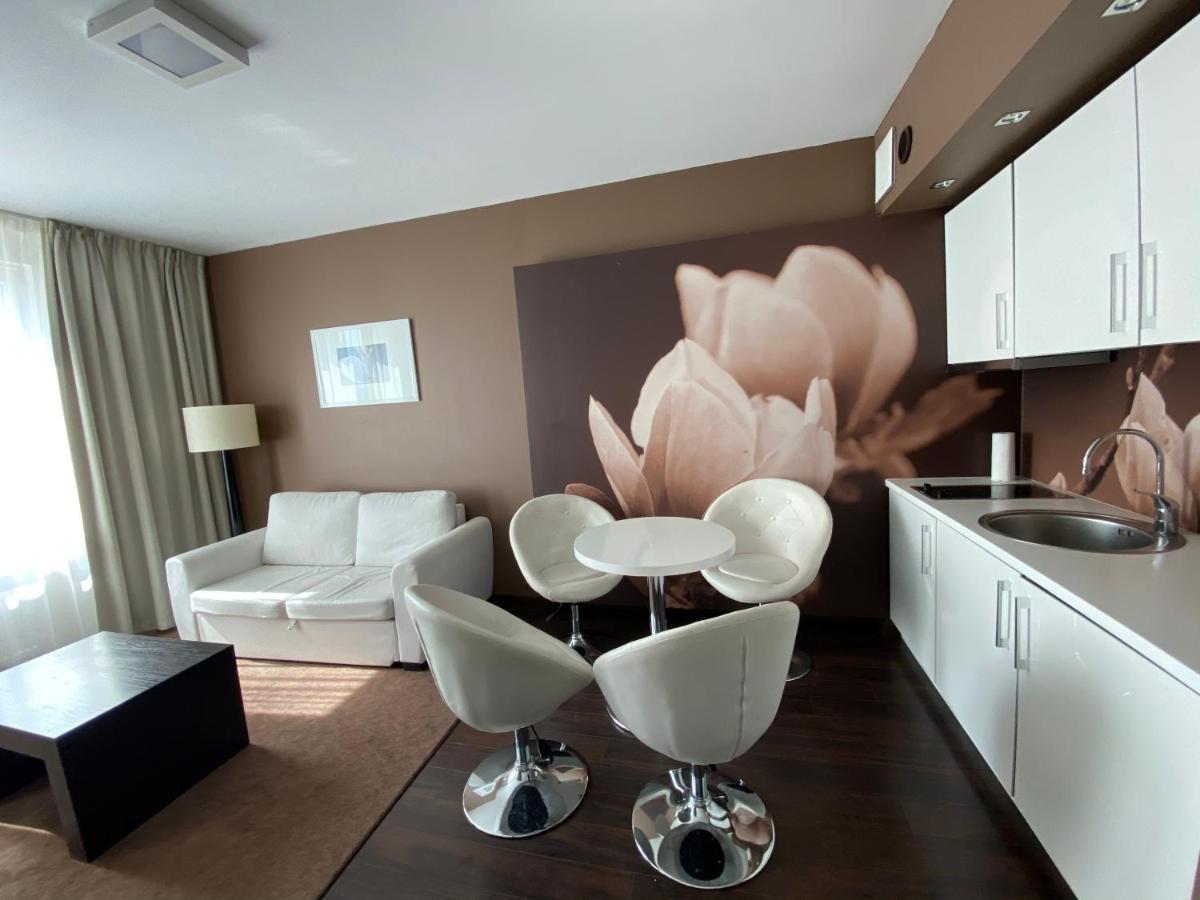 Apartament Prywatny Salon Z Aneksem Kuchennym I Sypialnia W Hotelu Diva Kolobrzeg Ngoại thất bức ảnh