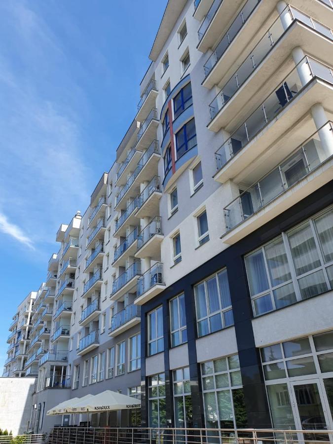 Apartament Prywatny Salon Z Aneksem Kuchennym I Sypialnia W Hotelu Diva Kolobrzeg Ngoại thất bức ảnh