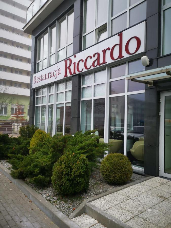 Apartament Prywatny Salon Z Aneksem Kuchennym I Sypialnia W Hotelu Diva Kolobrzeg Ngoại thất bức ảnh
