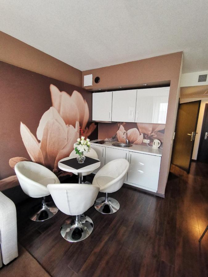 Apartament Prywatny Salon Z Aneksem Kuchennym I Sypialnia W Hotelu Diva Kolobrzeg Ngoại thất bức ảnh