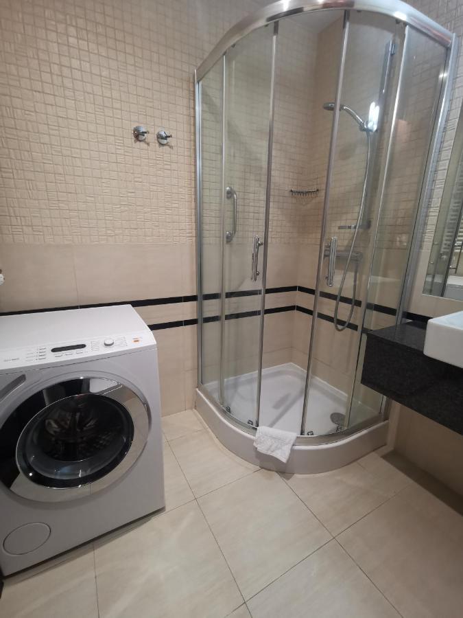 Apartament Prywatny Salon Z Aneksem Kuchennym I Sypialnia W Hotelu Diva Kolobrzeg Ngoại thất bức ảnh