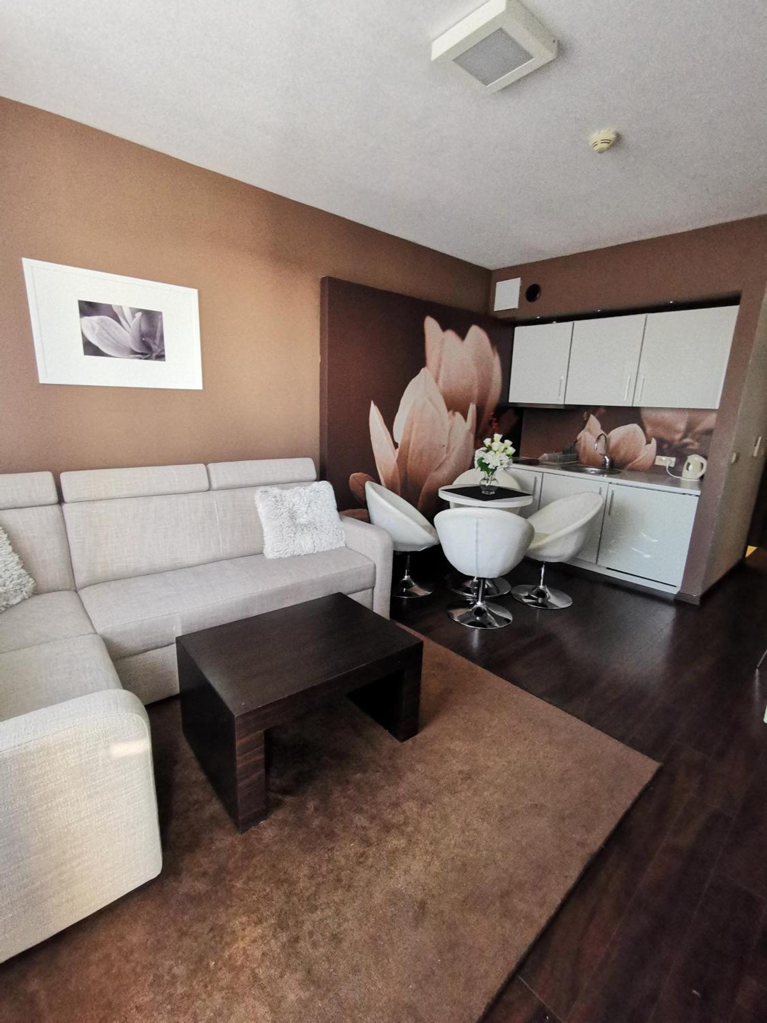 Apartament Prywatny Salon Z Aneksem Kuchennym I Sypialnia W Hotelu Diva Kolobrzeg Phòng bức ảnh